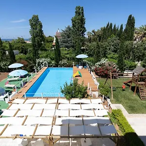 casa-torre-di-specchio-2-con-piscina.barihotels.org/